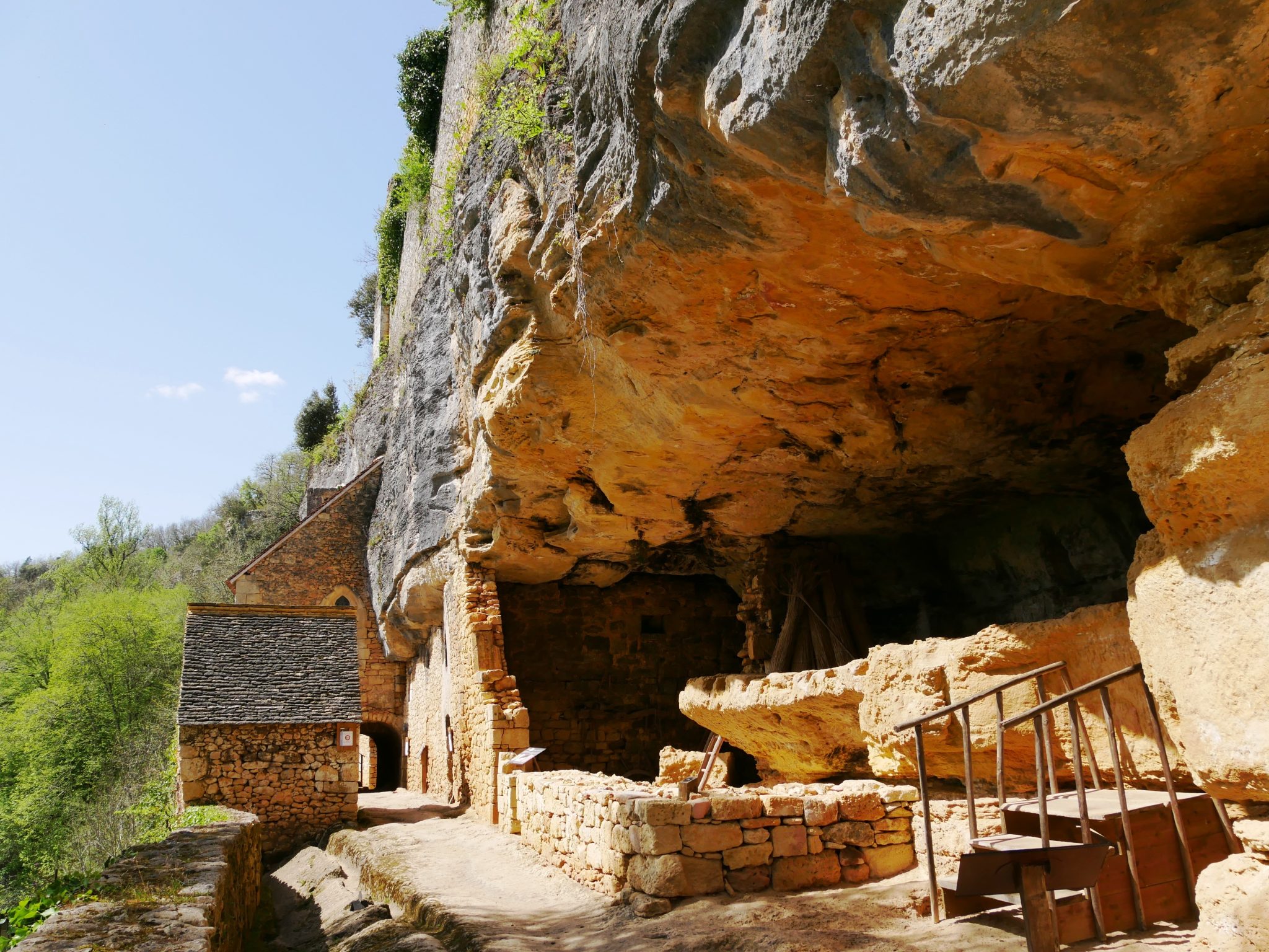 Tursac,,Dordogne,,France,-,04,15,2022,:,Troglodyte,Village